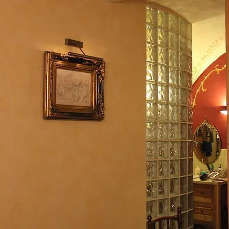 Exclusive Studio In Old Town דירה