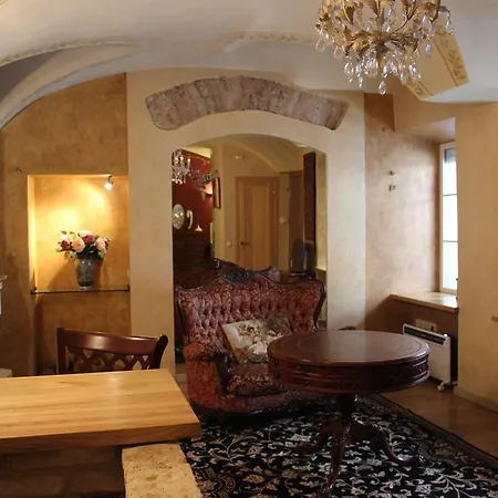 Exclusive Studio In Old Town דירה